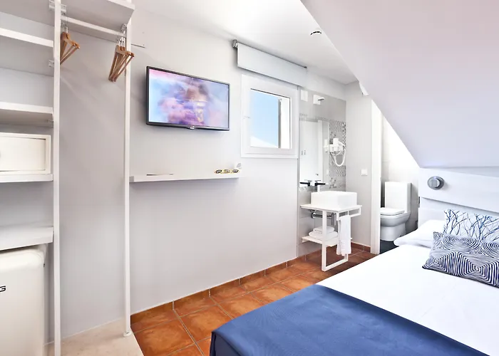 Hotel Ryans La Marina (Adults Only) Ibiza città