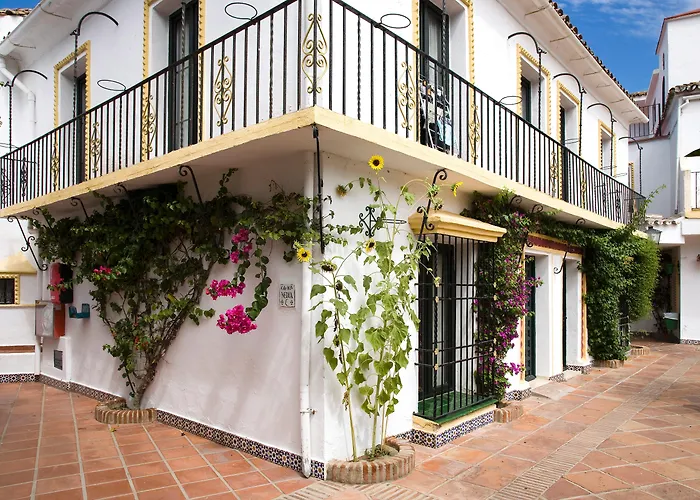 Globales Pueblo Andaluz Hotel San Pedro de Alcántara