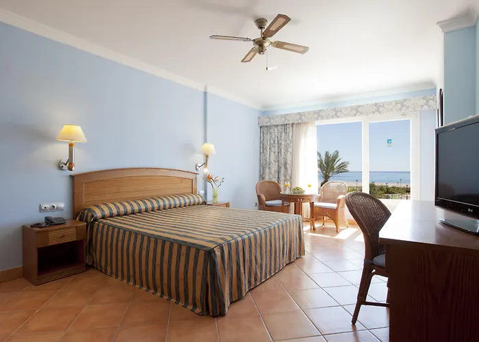Playazimbali Hotel Vera