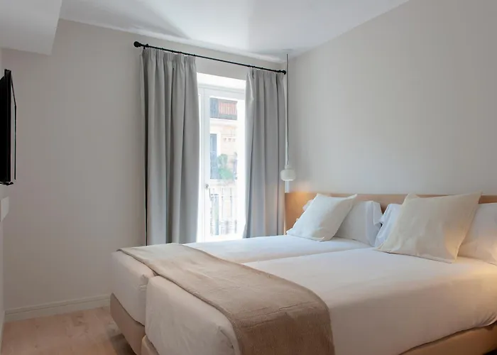 Mh Apartments Central