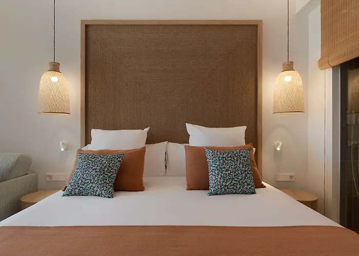 Cala San Miguel Ibiza Resort, Adults Only, Curio Collection By Hilton Port de Sant Miguel