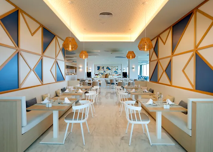Palladium Hotel Menorca Arenal d'en Castell
