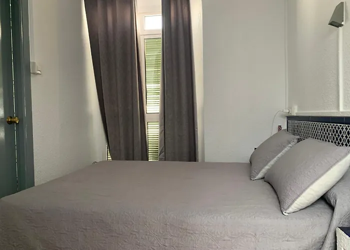 Hostal Alcobia