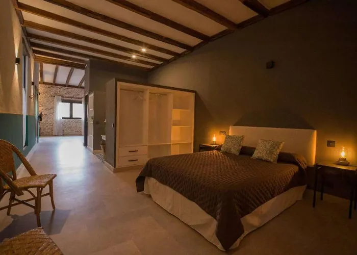 Casa de los Mendoza - Casa Solariega en el casco histórico