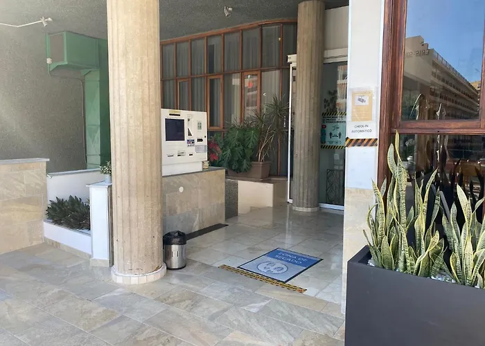 Hotel Andrea'S Los Cristianos 