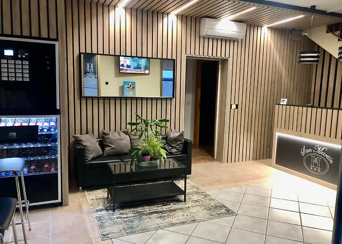 Hostal San Martin San Martín de la Vega