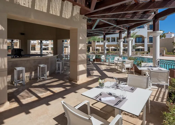 Doubletree By Hilton La Torre Golf Resort Roldan