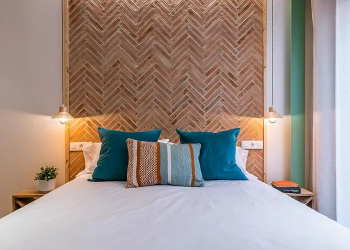 Vestal Suites Domo Adults Only Cambrils