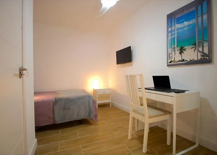 Las Palmas Smart Rooms