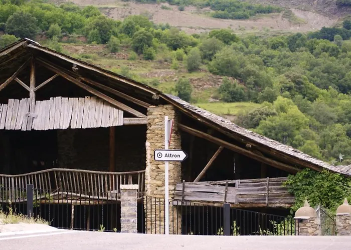 Hostal Vall D'Assua Altrón