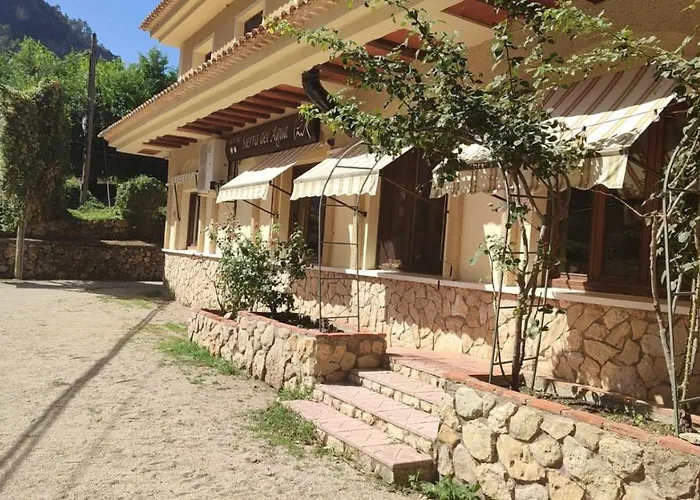 Hostal Restaurante Andra