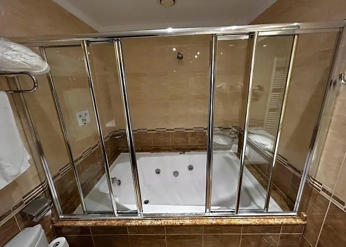 Zouk Hotel (Adults Only) Alcalá de Henares