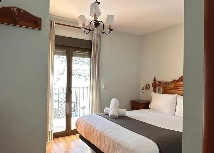 Hotel Saueth Tredós