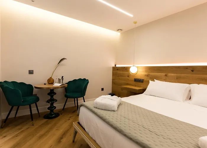 Hotel Infinitvm Siguenza