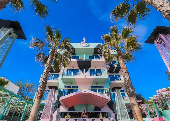 Wi-Ki-Woo Boutique Hotel