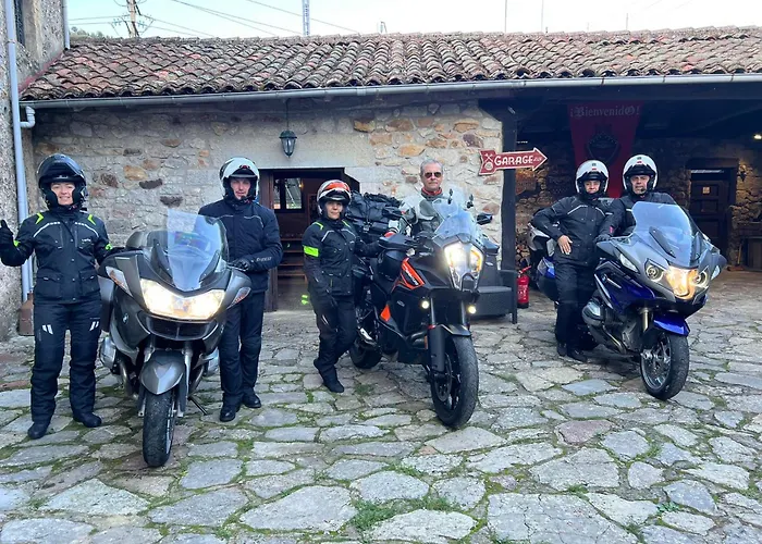 Hotel Moto-Rural "Vegalion" Las Salas