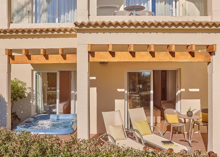 Zafiro Bahia Aparthotel Playa de Muro 