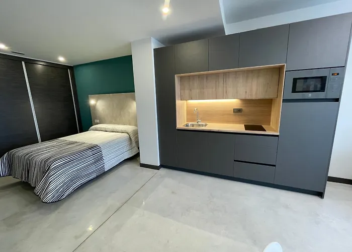 Aparthotel Aljama Burgo