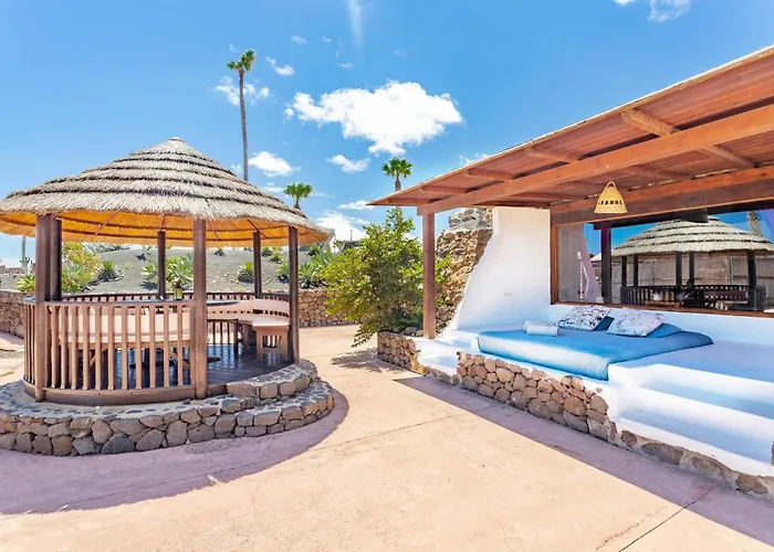 Finca De Arrieta Village - Yurts And Stone Cottages - Shared Pool - Walking Distance To Arrieta Beach - Off Grid Tabayesco