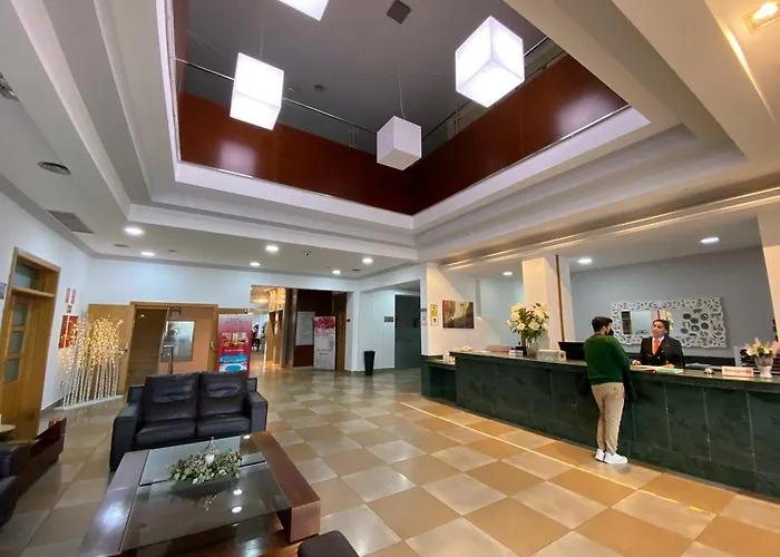 Hotel Montera Plaza Los Barrios