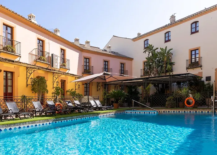 Alcázar De La Reina