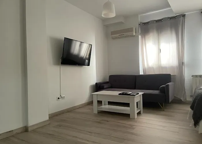 Hostal Plaza de Italia Caces