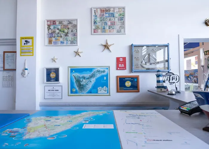 Hostel Neon Tenerife