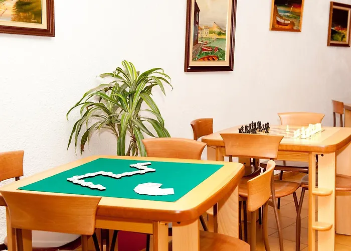 Hotel Castell Blanc Ampuriabrava