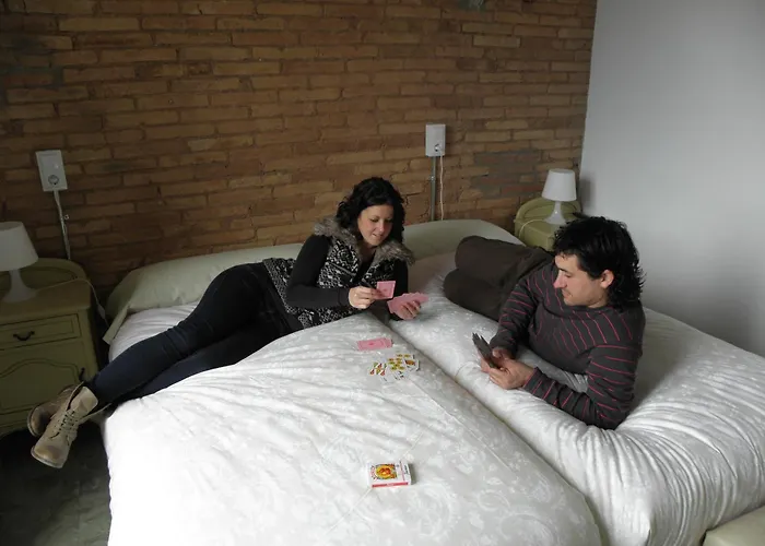 Hostal Cal Pla Sant Llorenç Savall