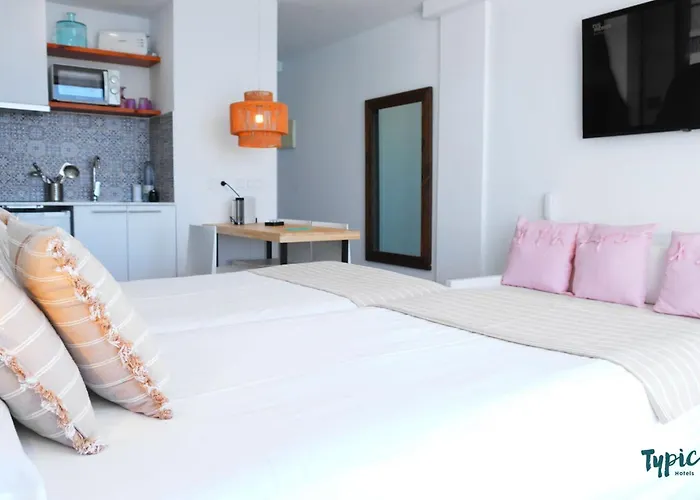 Marina Playa Hotel Apartments By Typic Hotels - Adults Only San Antonio (Ibiza)