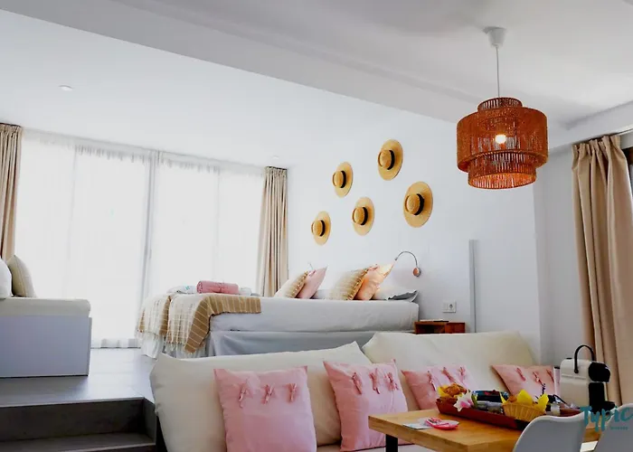 Marina Playa Hotel Apartments By Typic Hotels - Adults Only Sant Antoni de Portmany