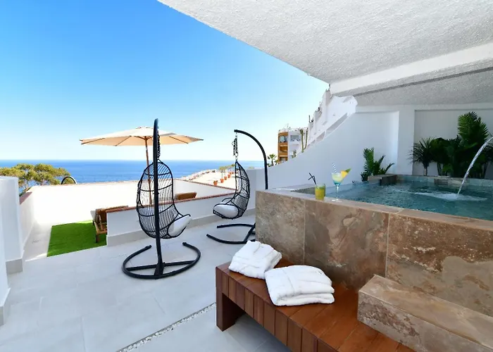 Hotel Salobrena Suites