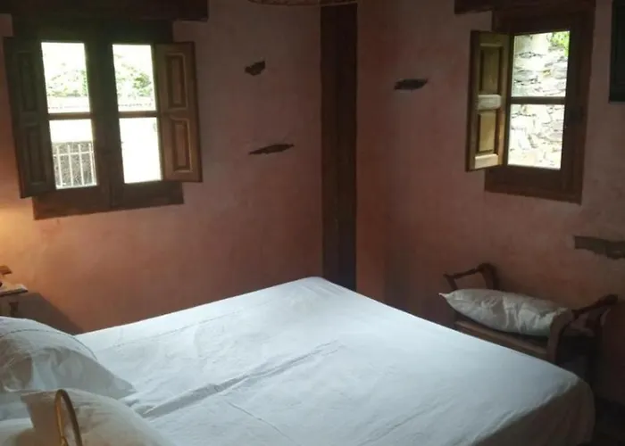 Hotel Rural La Fuente Patones