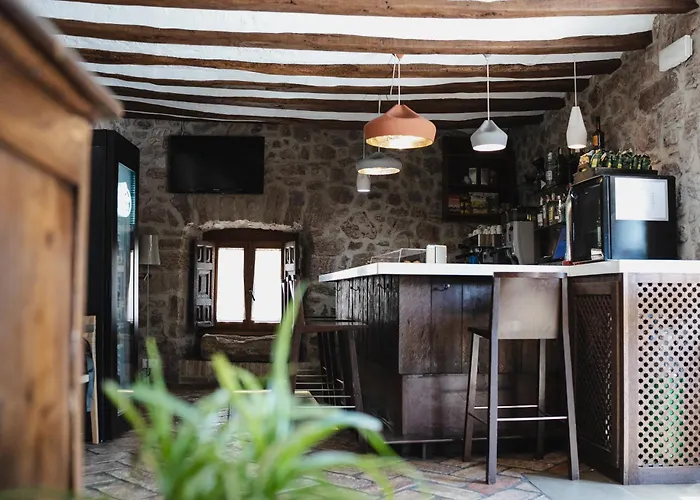 Hotel Rural LATORRIÉN DE ANE