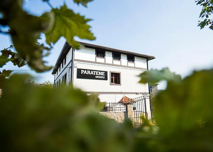 Pensión Paratene