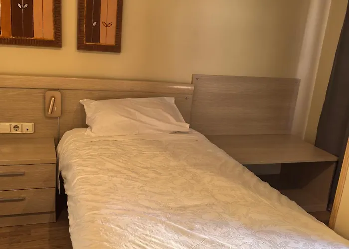 Hostal San Isidro Autol