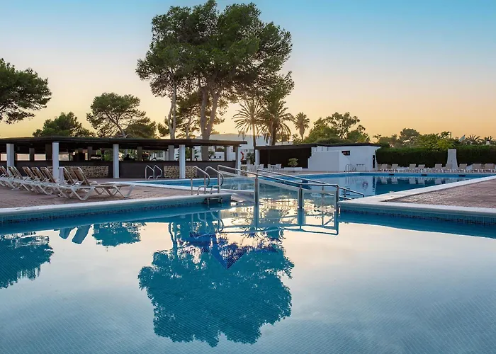 Apartamentos Club Cala Azul Sant Carles de Peralta