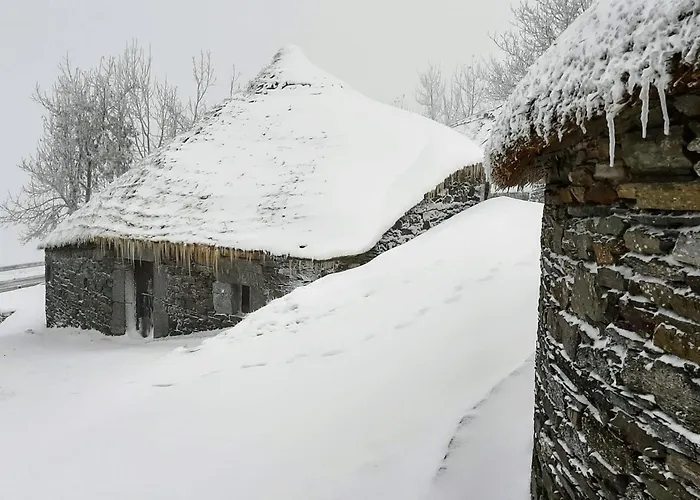 Hotel Casa Antón O Cebreiro O Cebrero