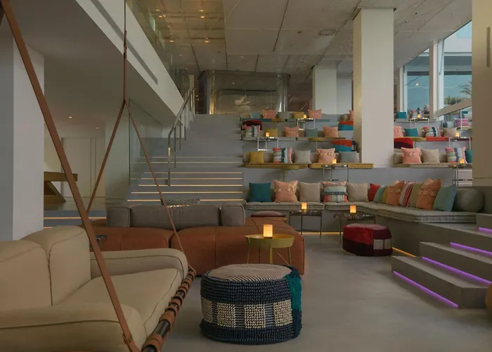 W Ibiza Hotel Santa Eularia des Riu