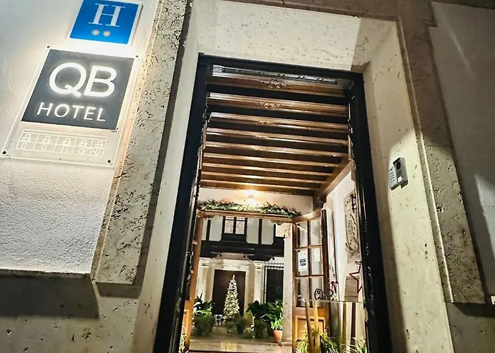 Hotel Qb Almagro Centro