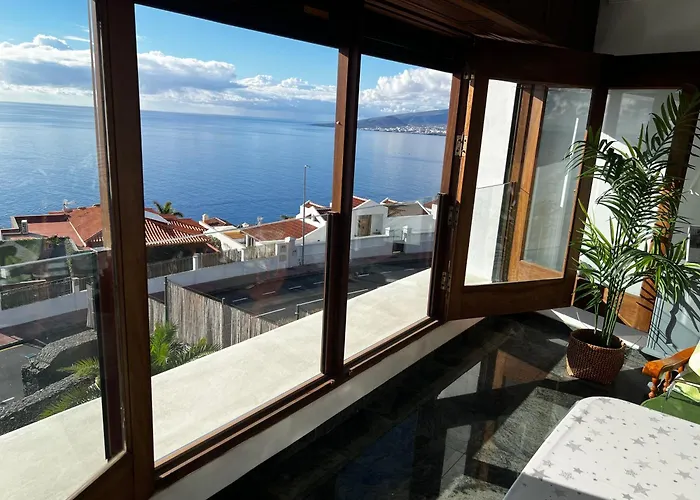 Villa Gonzalez Sea Views Radazul