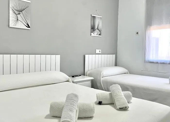 Hostal Carlos III Aldea Quintana