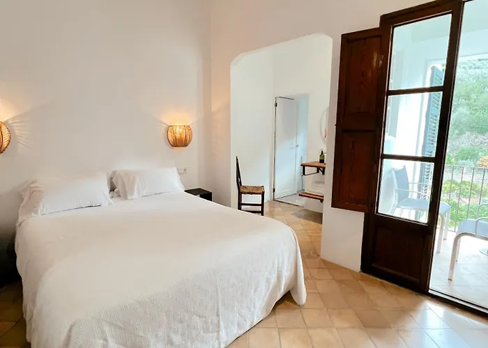 Fornalutx Petit Hotel - Bed & Breakfast