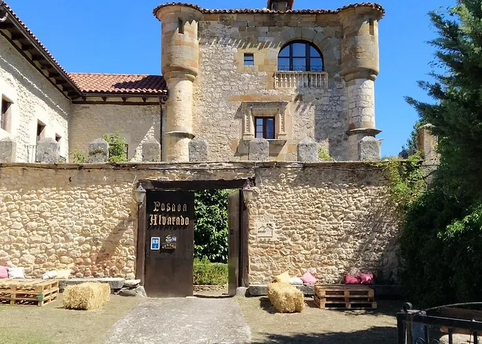 Palacio de los Alvarado
