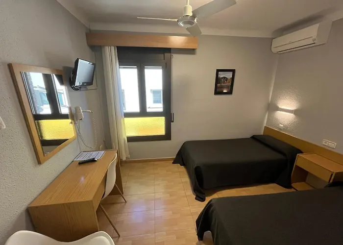 Hostal Tarrés Anglés