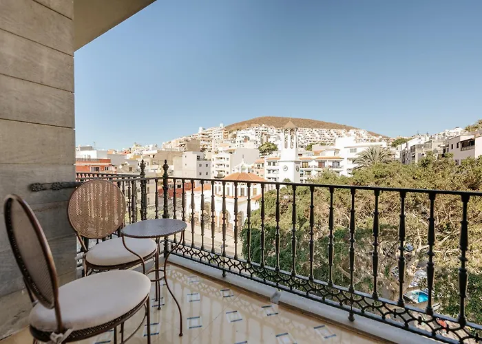 Hotel Reveron Plaza Los Cristianos 