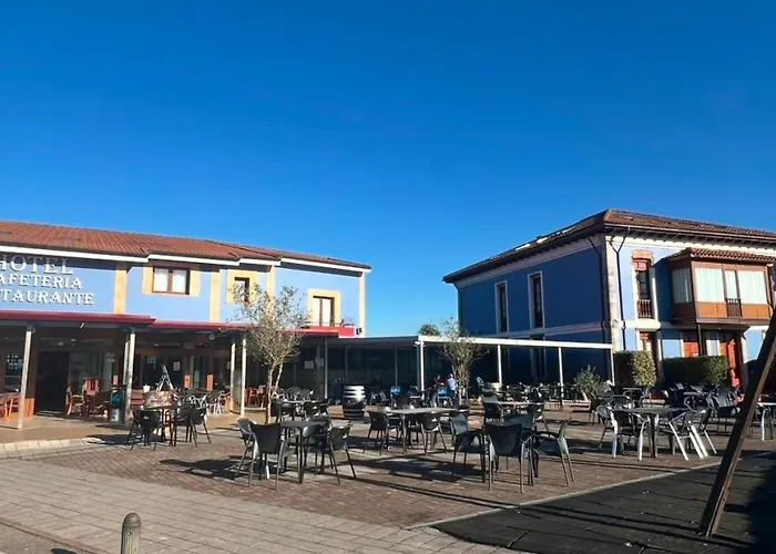 Hotel Villa Maria Revilla De Camargo
