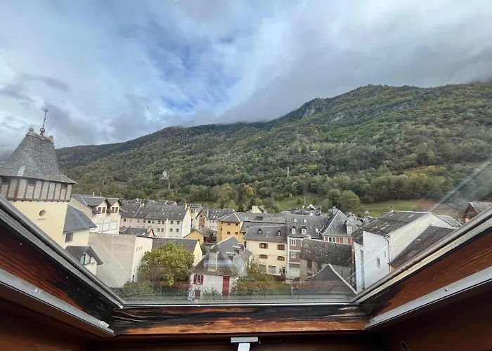 Hotel Joan Canejan Les