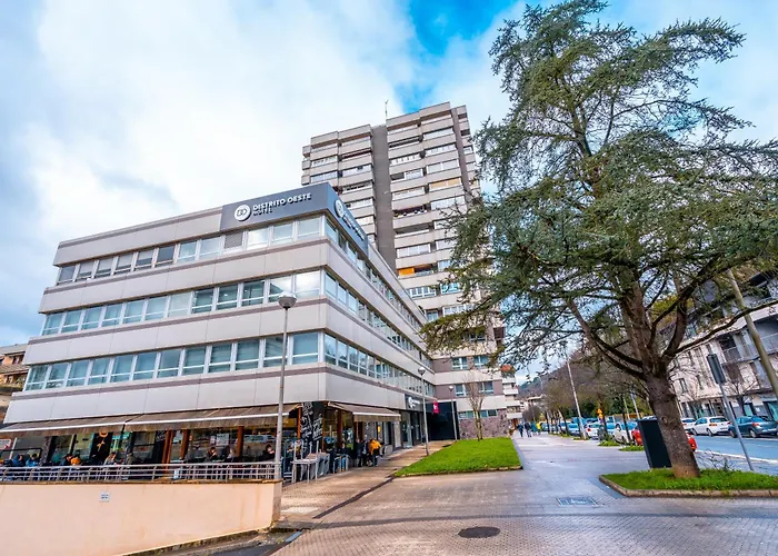 Hotel Distrito Oeste