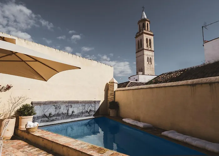Palacio de los Leones Lora del Río